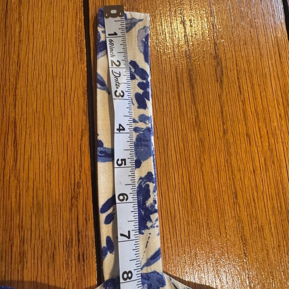 Floral Blue and White Sleeveless boutique Dress size Medium Excellent condition - Picture 3 of 7